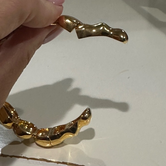 Alexis Bitter Gold and Black Gemstone Bracelet- Costume Jewelry - Picture 5 of 10